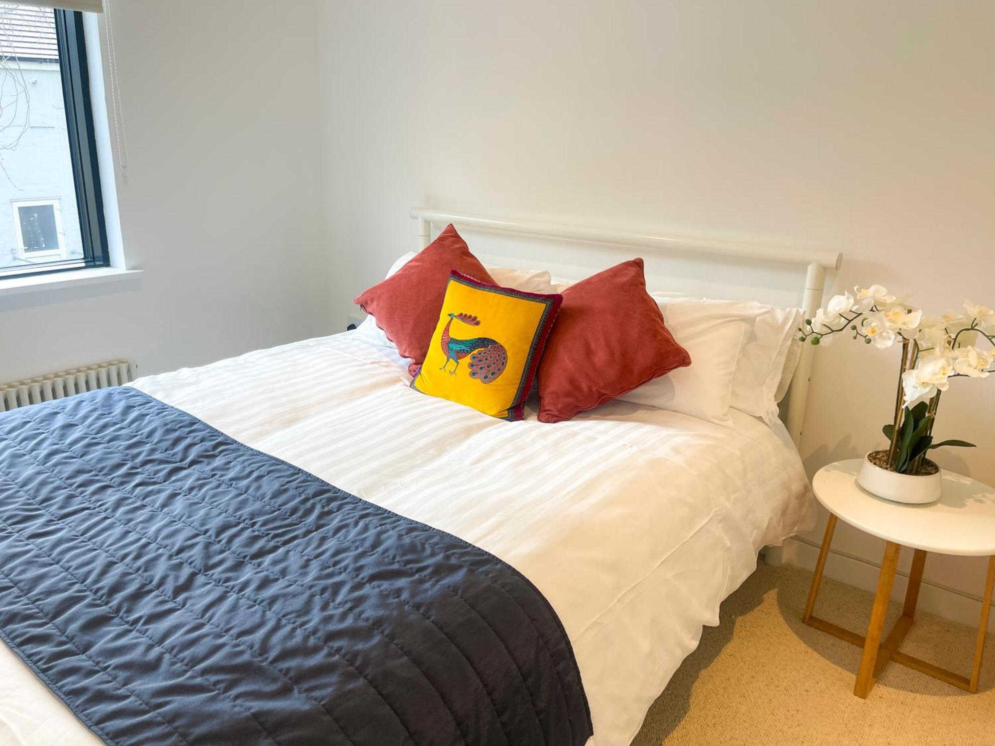 Spacious 2 Bed Near River & Station - Homehost Cambridge (Cambridgeshire)